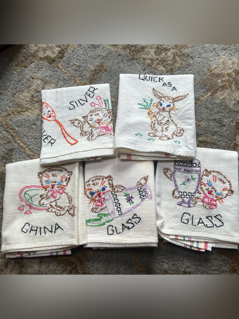 Vintage Linens Dishcloths Embroidered‎ Kitty Cat Rabbit